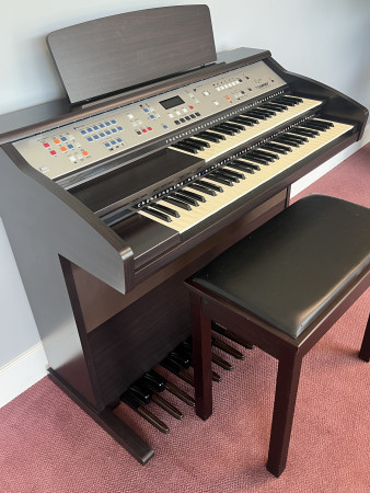 Lowrey EZ10 organ and bench - Organ Pianos